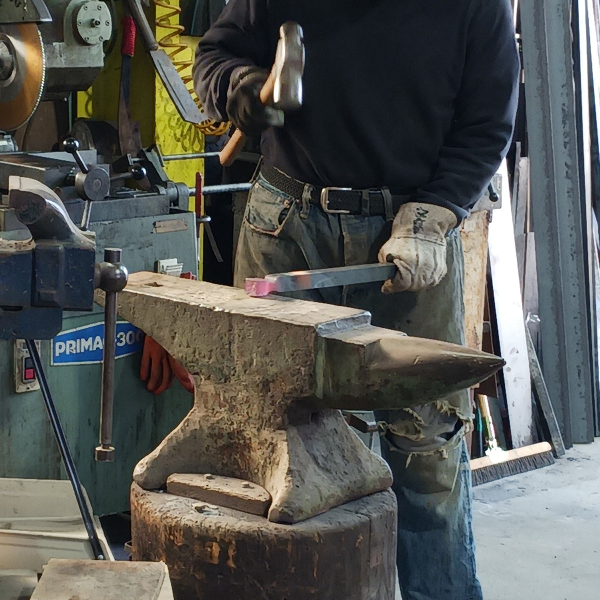 ロートアイアン ドアハンドル 角グリップ 1本単位 全長450mm 納期30営業日程度