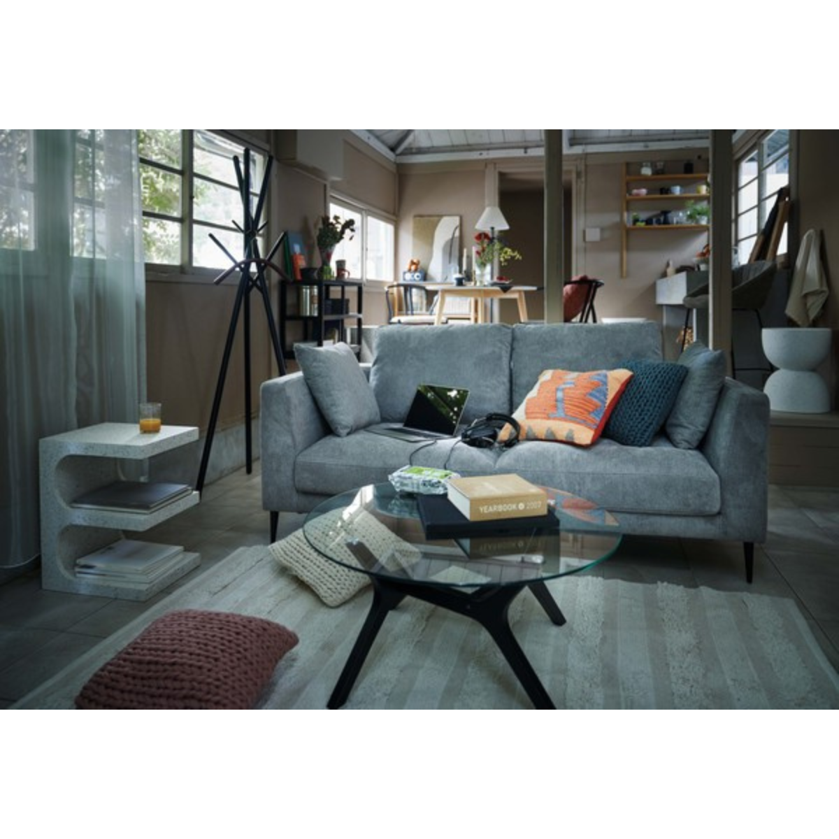 ガラステーブルlow AZM-23BK